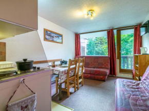 Studio Classique avec Coin Montagne, Balcon, Parking Couvert et Navette Gratuite, Val-d'Isère - FR-1-694-239 Val-D'isère